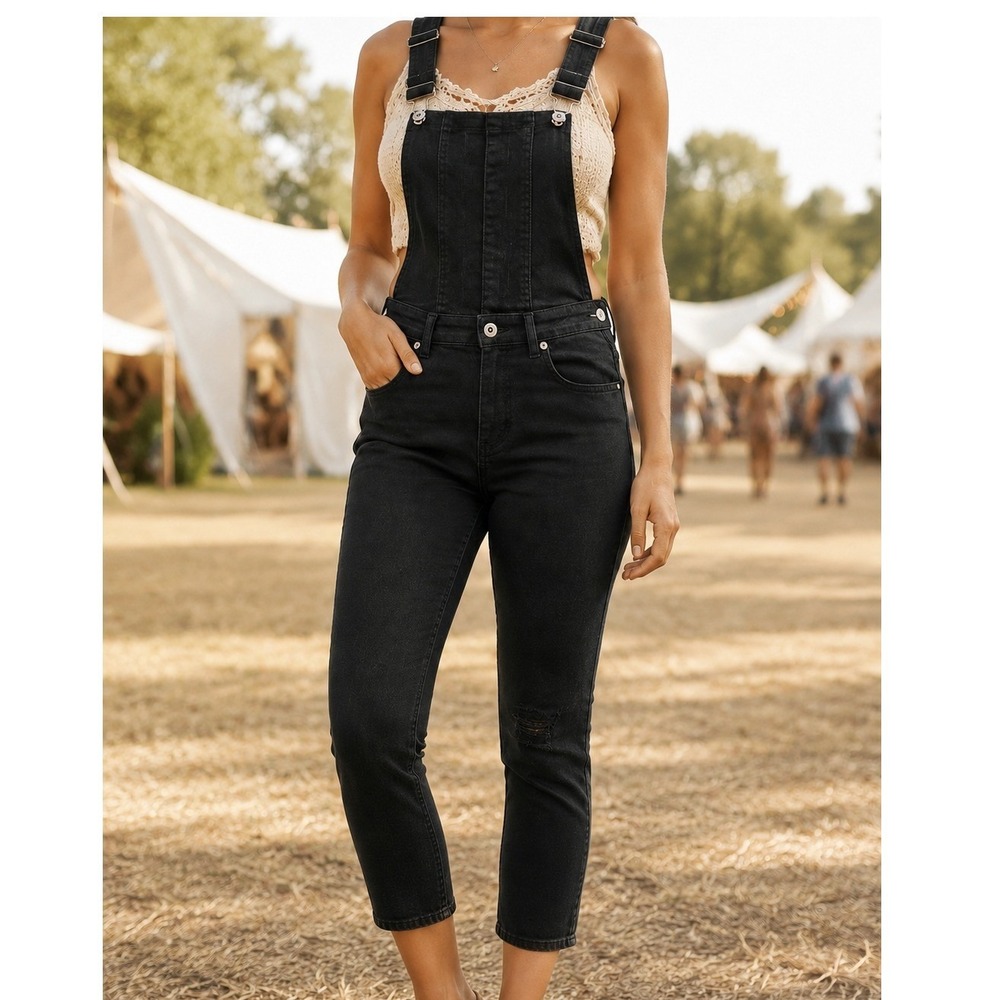 Forever 21 Womens Black Distressed Skinny Denim Overalls Size 25 Ripped Bib Crop